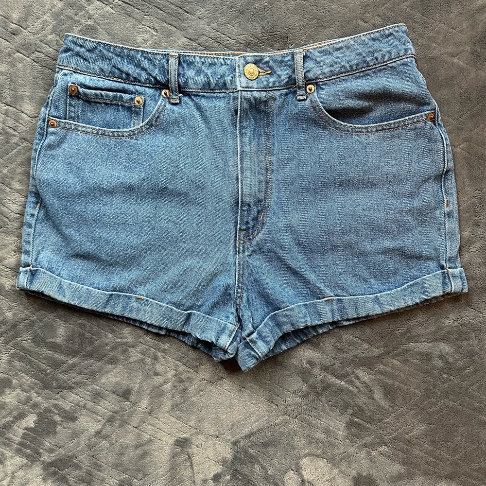 Forever 21 jean shorts